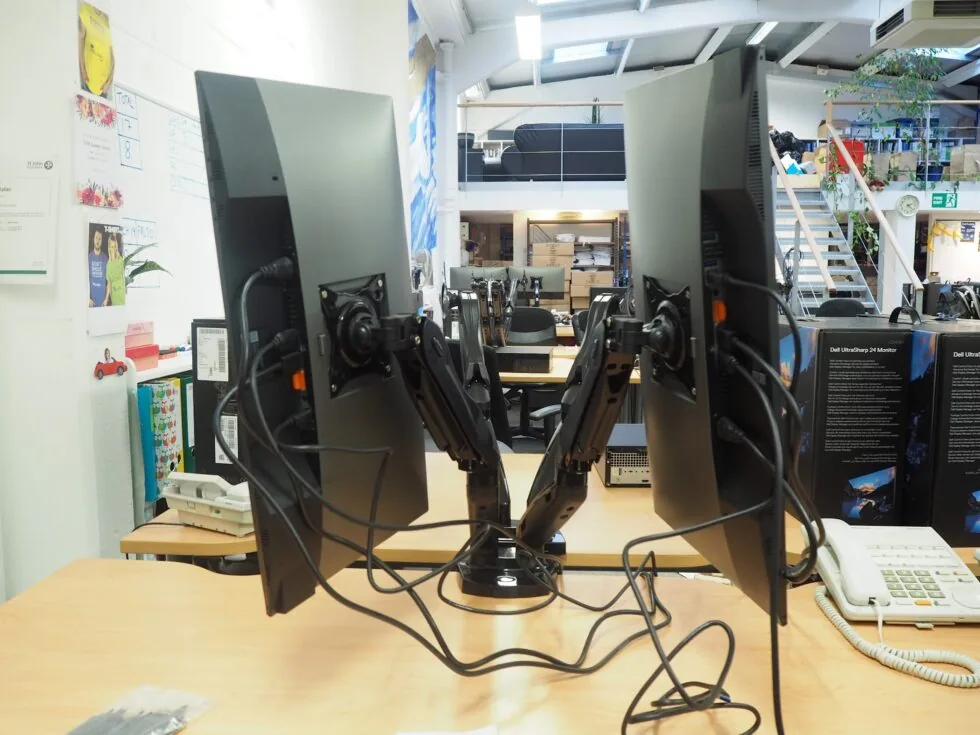 Replacement workstations and monitors installed for a business